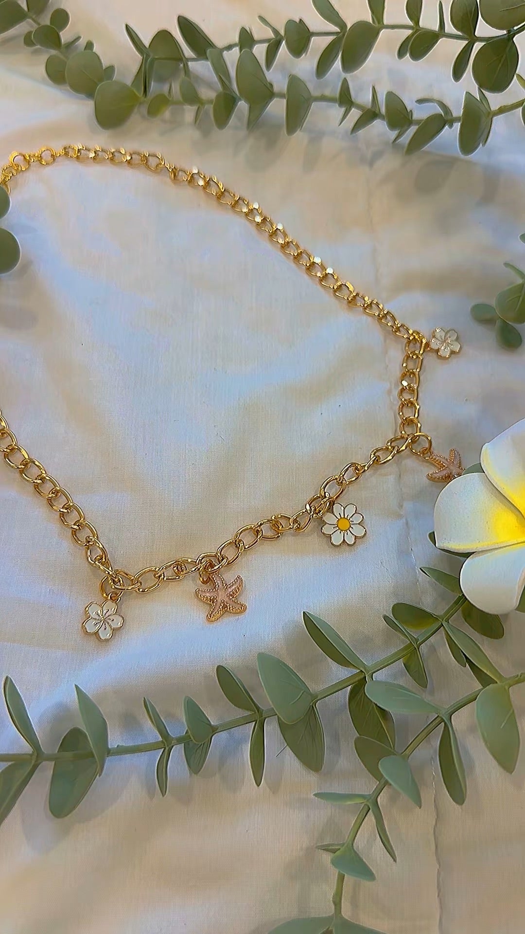 hawaiian malibus necklace